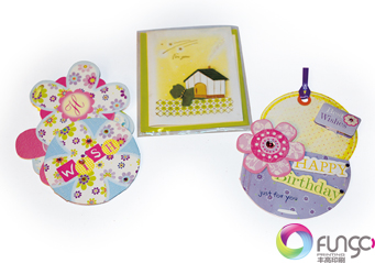 點(diǎn)擊查看:不規(guī)則賀卡印刷效果 點(diǎn)擊查看:不規(guī)則賀卡印刷效果